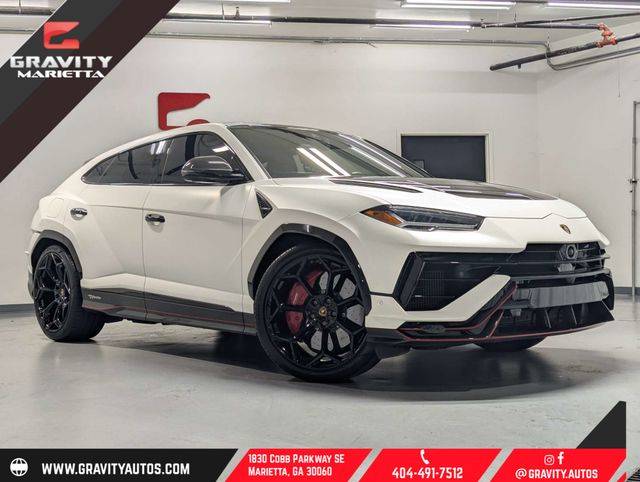 2023 Lamborghini Urus Performante