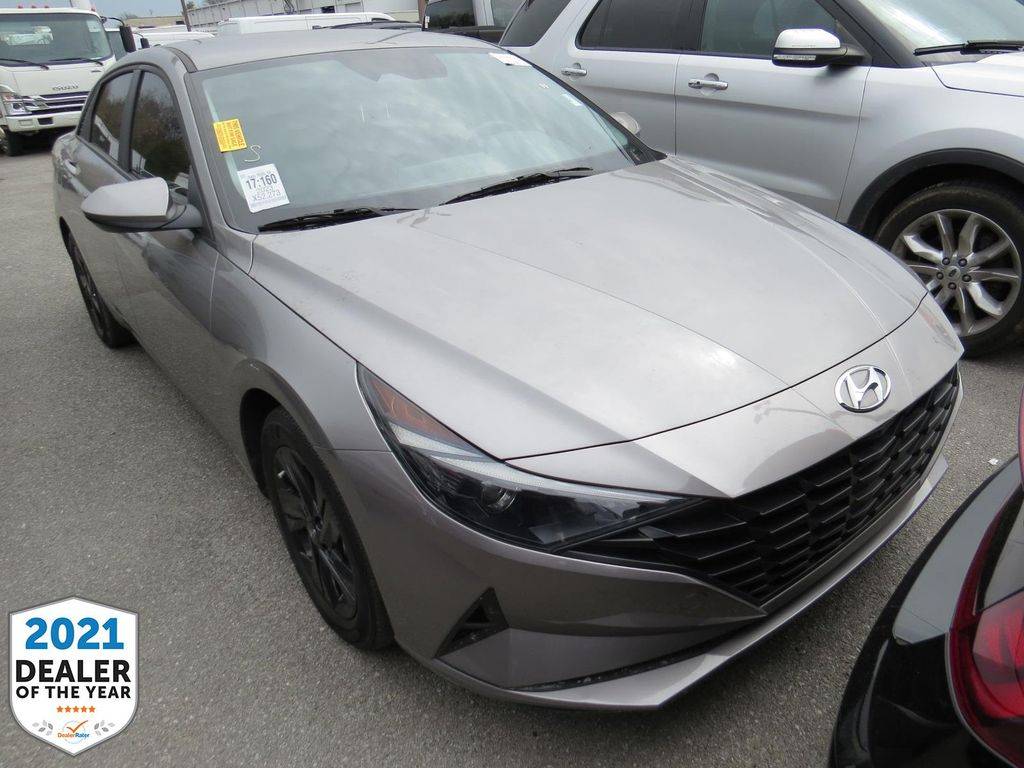 2023 Hyundai Elantra SEL — Sedan — 52,273 mi — Knoxville, TN