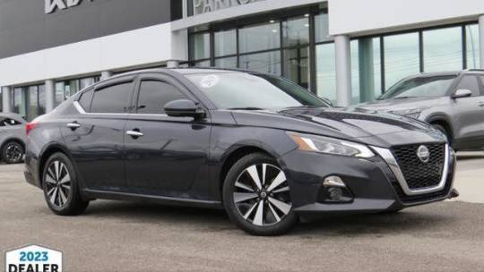 2019 Nissan Altima SL — Sedan — 106,362 mi — Knoxville, TN