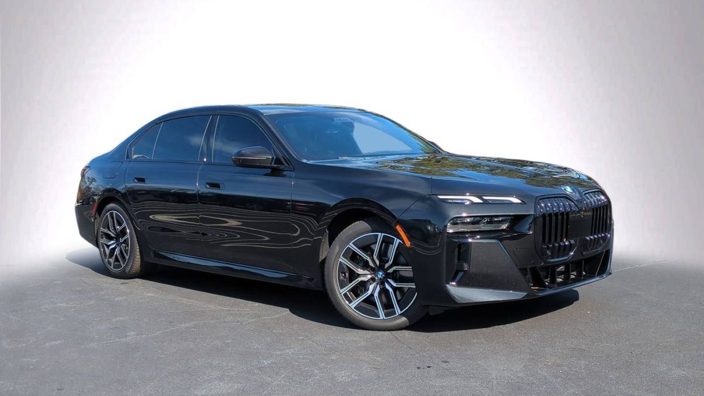 2024 BMW 7 Series 740i — Sedan — 4,795 mi — Durham, NC