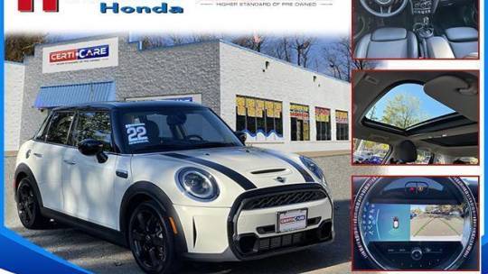 2022 MINI Hardtop Cooper S — Hatchback — 30,076 mi — Huntington, NY