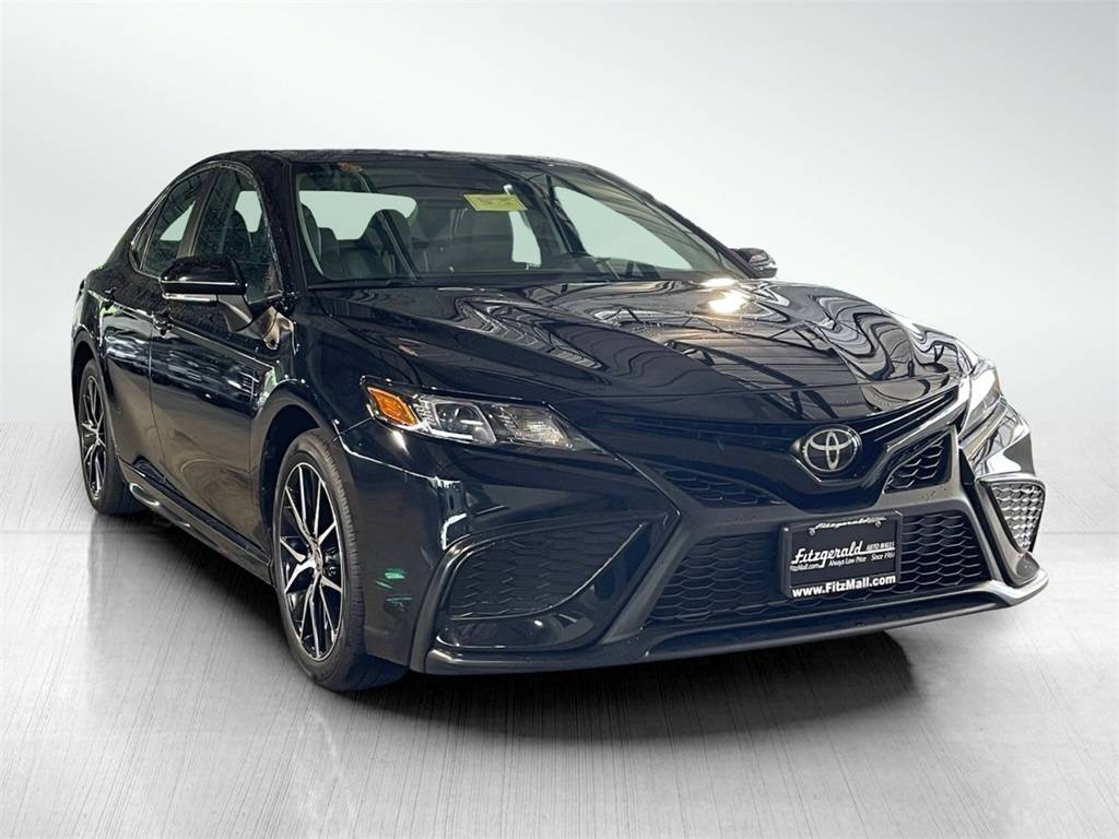 2024 Toyota Camry SE — Sedan — 15,628 mi — Chambersburg, PA