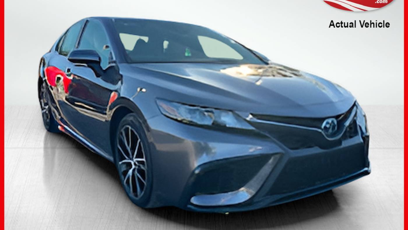 2022 Toyota Camry Hybrid SE — Sedan — 51,260 mi — Chambersburg, PA