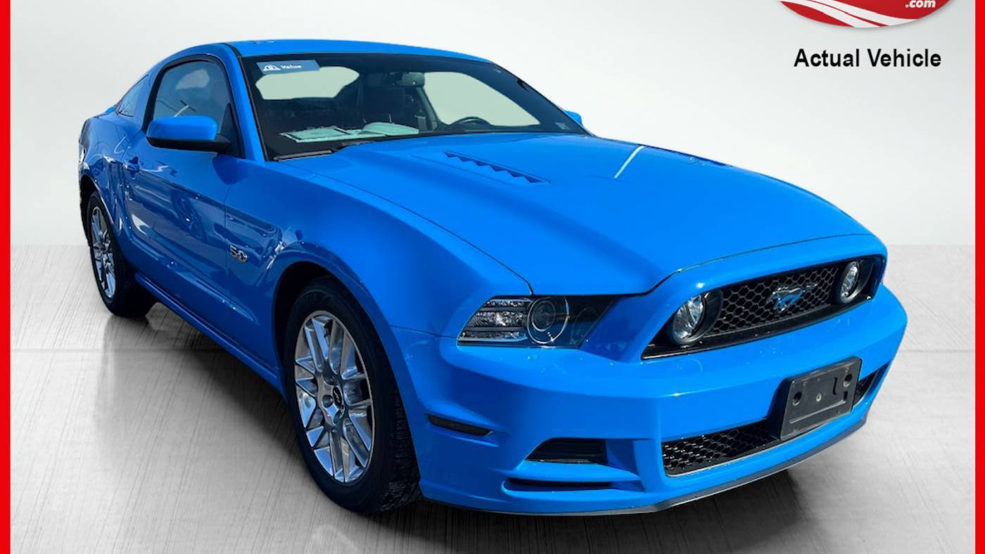 2013 Ford Mustang GT Premium — Coupe — 74,609 mi — Chambersburg, PA