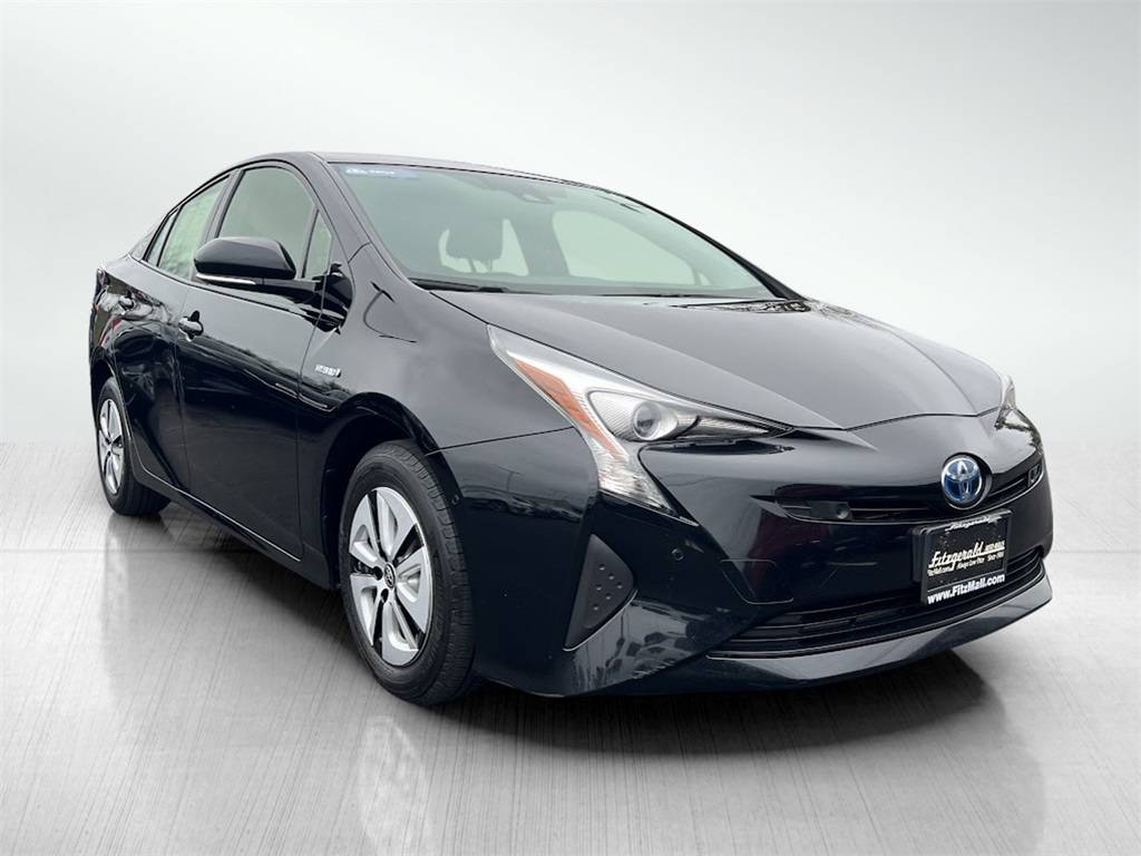 2017 Toyota Prius Three — Hatchback — 87,610 mi — Chambersburg, PA