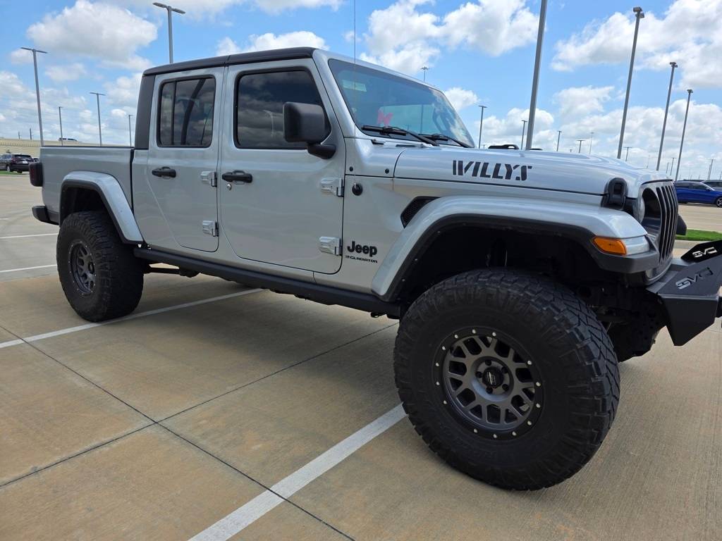 2023 Jeep Gladiator Willys — Pickup Truck — 36,555 mi — Rosenberg, TX