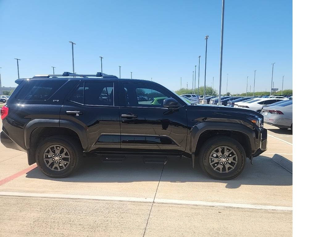 2025 Toyota 4Runner SR5 — SUV — 2,917 mi — Rosenberg, TX