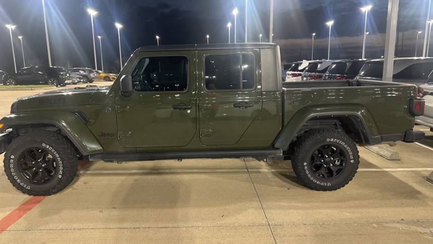 2022 Jeep Gladiator Willys — Pickup Truck — 33,494 mi — Rosenberg, TX