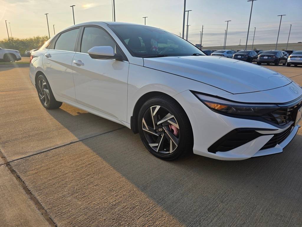 2024 Hyundai Elantra SEL — Sedan — 10,981 mi — Rosenberg, TX