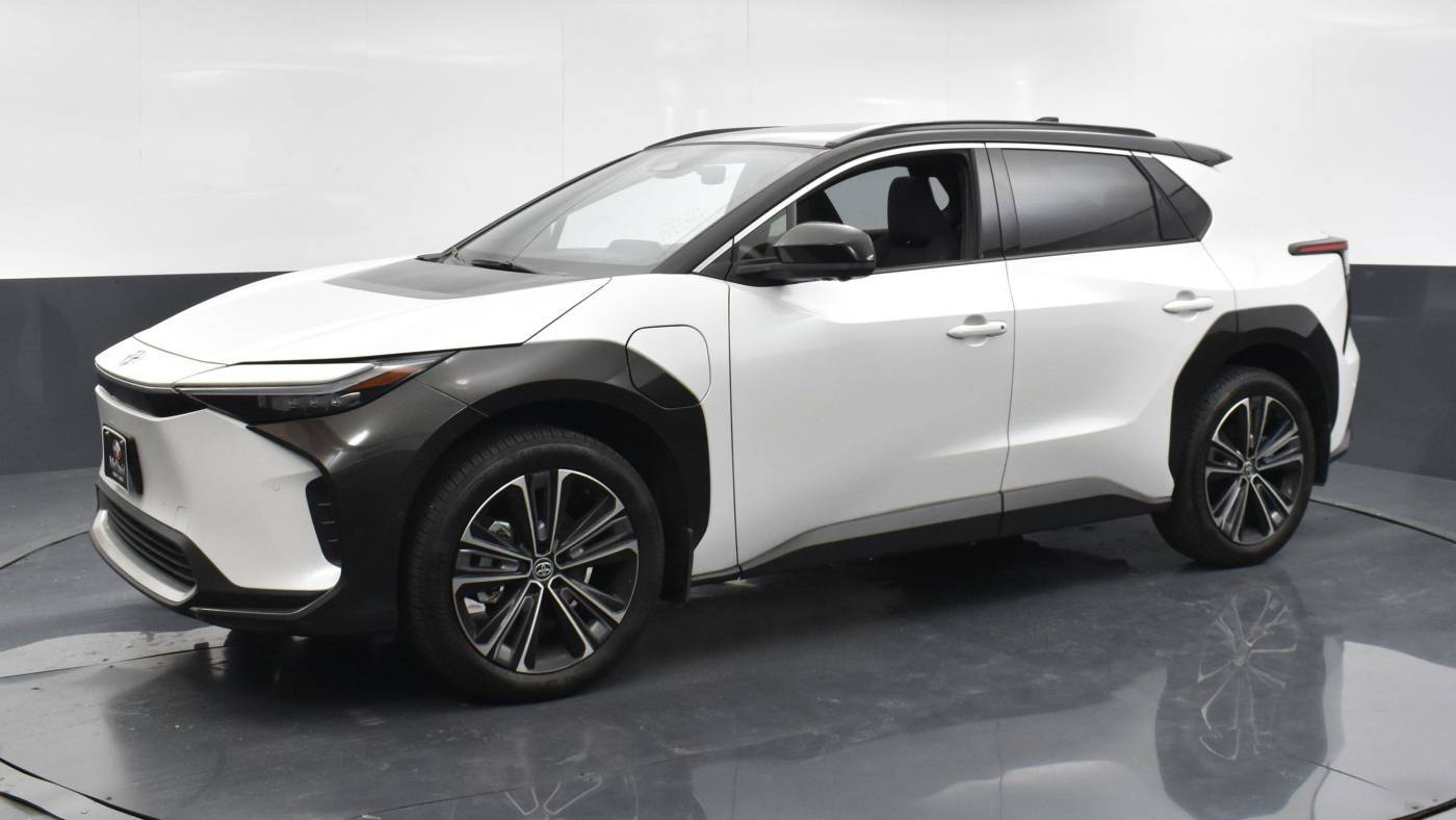 2024 Toyota bZ4X Limited — SUV — 2,753 mi — Ft. Worth, TX