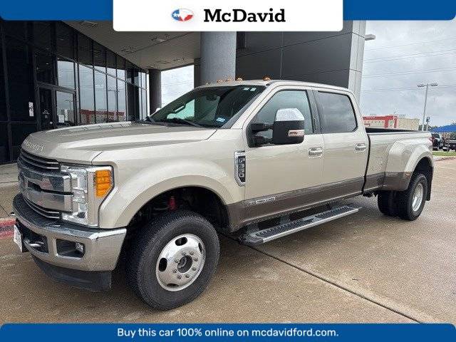 2017 Ford Super Duty F-350 Lariat — Pickup Truck — 70,290 mi — Ft. Worth, TX