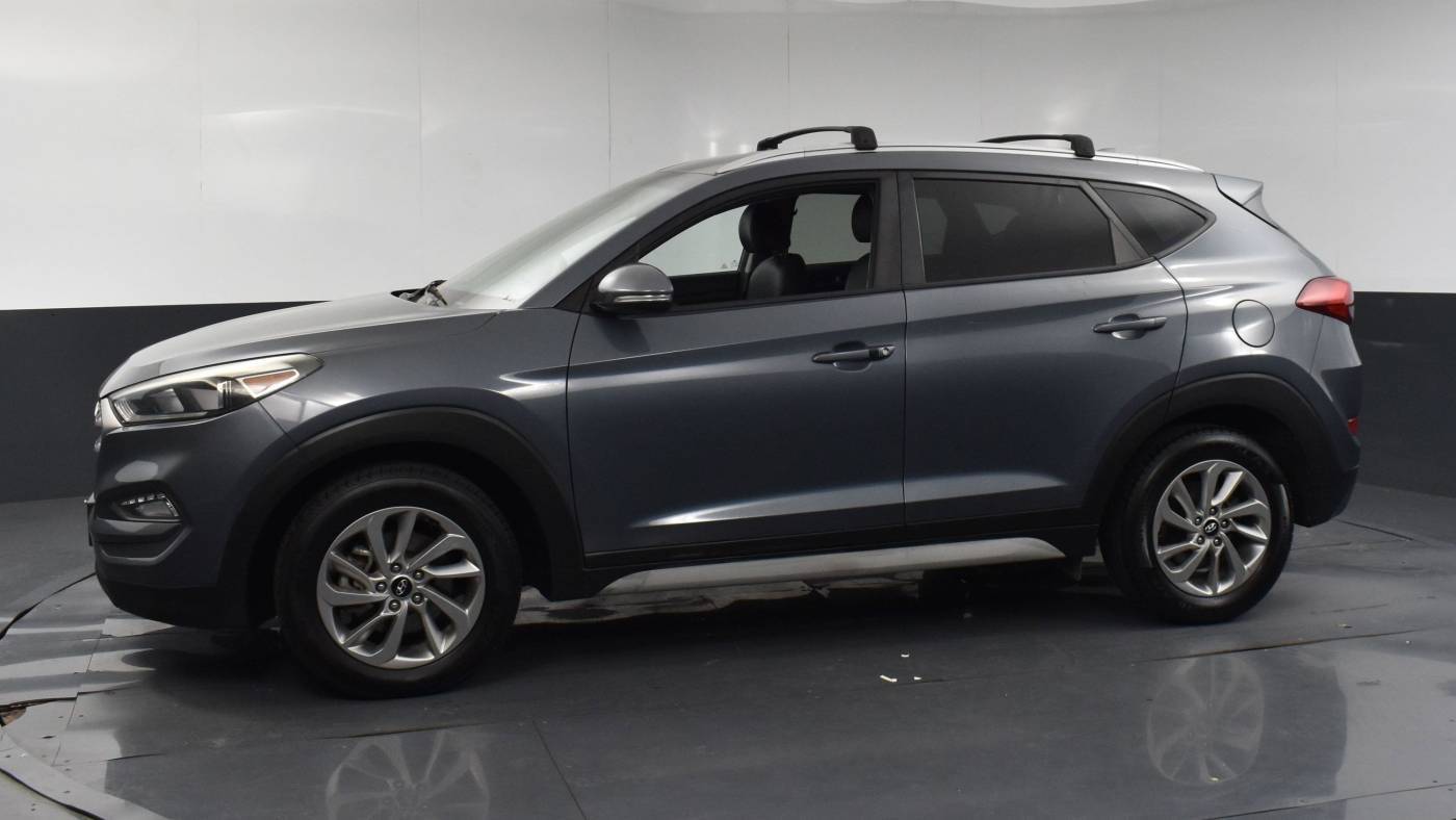 2017 Hyundai Tucson SE Plus — SUV — 105,899 mi — Ft. Worth, TX