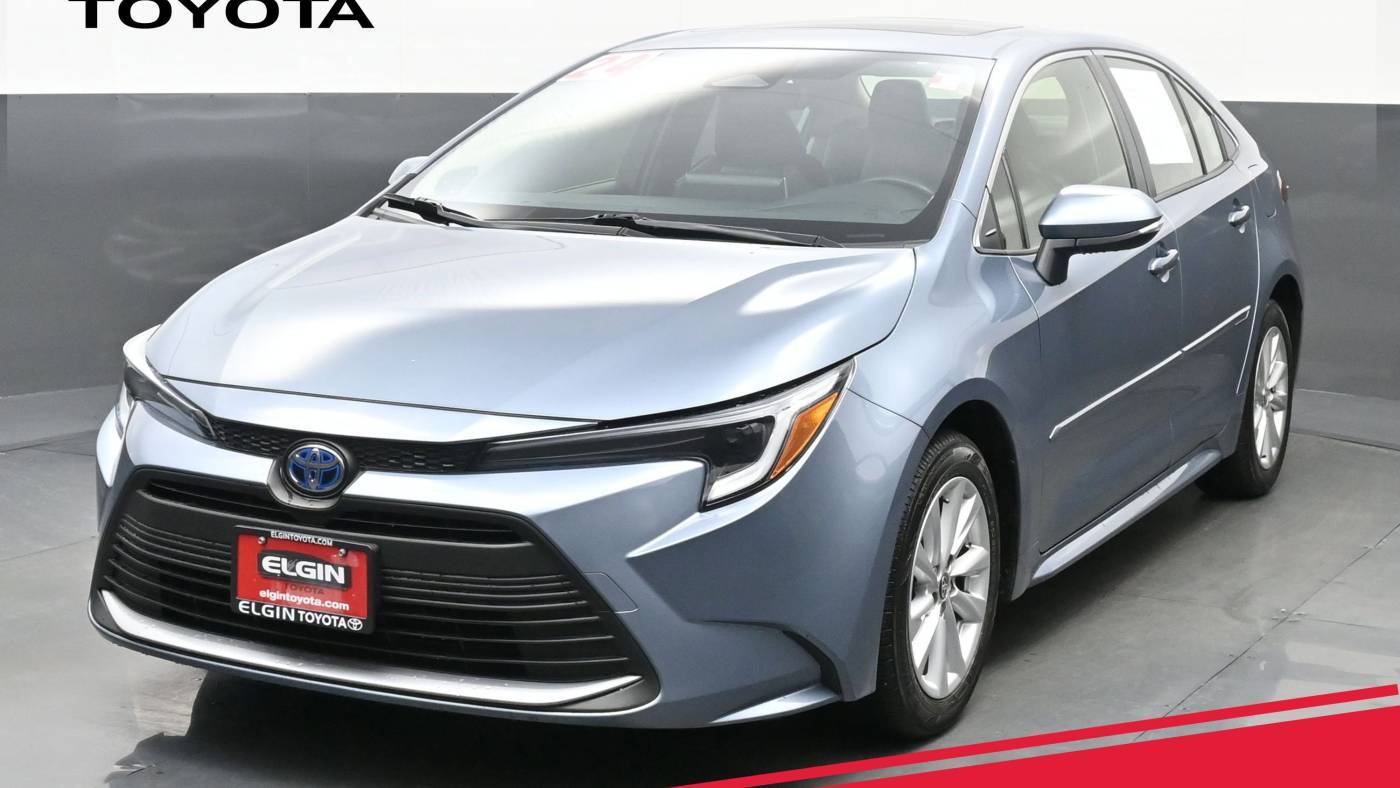2024 Toyota Corolla Hybrid XLE — Sedan — 13,619 mi — Streamwood, IL