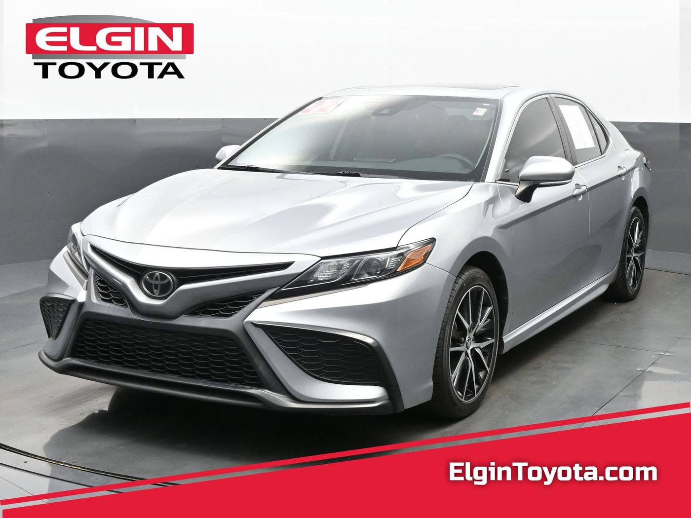 2022 Toyota Camry SE — Sedan — 28,976 mi — Streamwood, IL