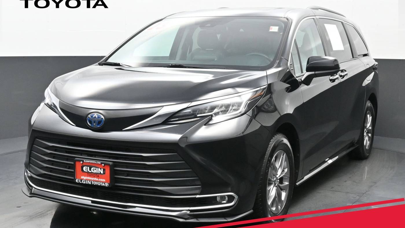 2023 Toyota Sienna XLE — Minivan — 40,757 mi — Streamwood, IL