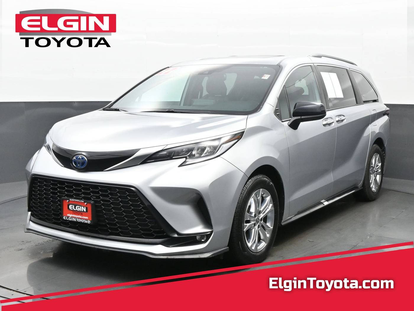 2022 Toyota Sienna XSE — Minivan — 45,291 mi — Streamwood, IL