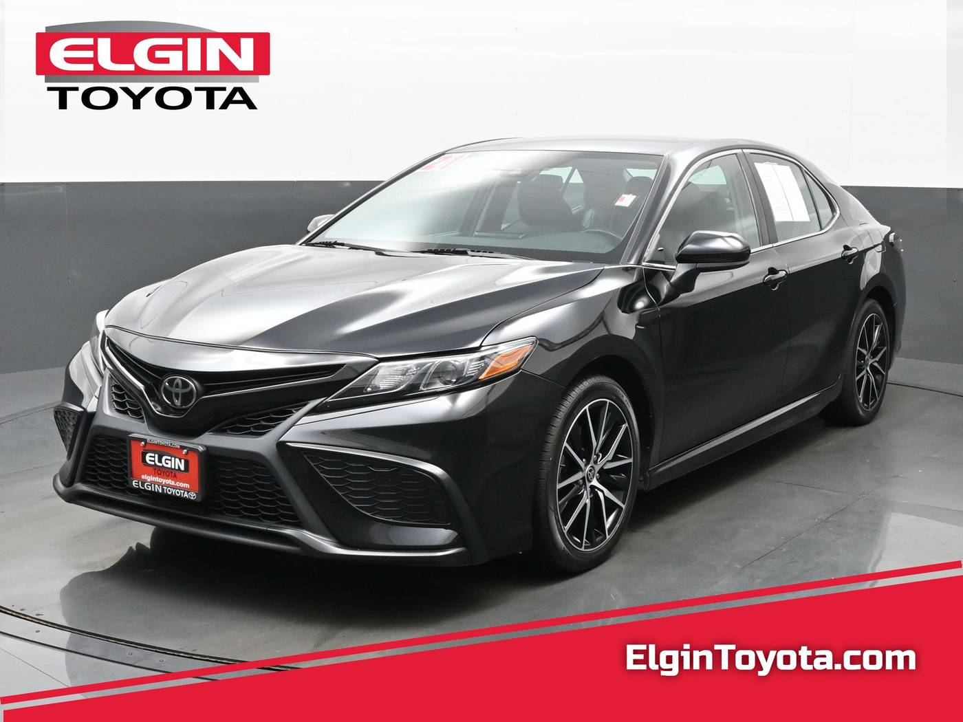 2021 Toyota Camry SE — Sedan — 83,247 mi — Streamwood, IL
