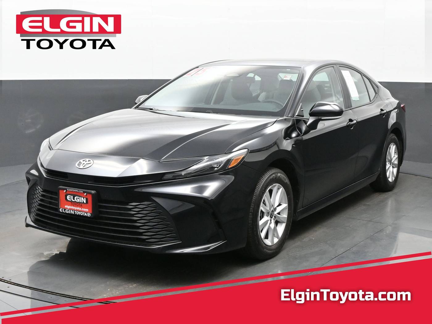 2025 Toyota Camry LE — Sedan — 22,375 mi — Streamwood, IL