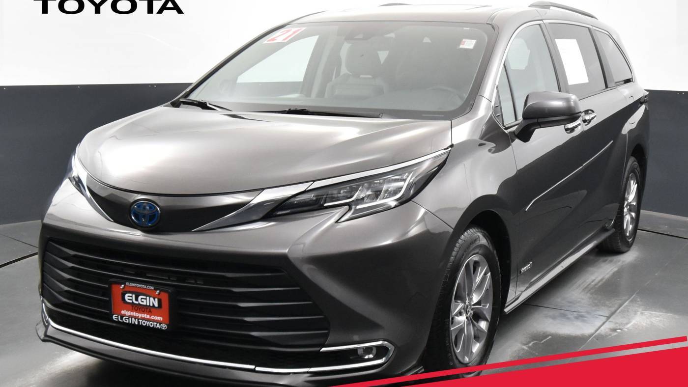 2021 Toyota Sienna XLE — Minivan — 32,231 mi — Streamwood, IL