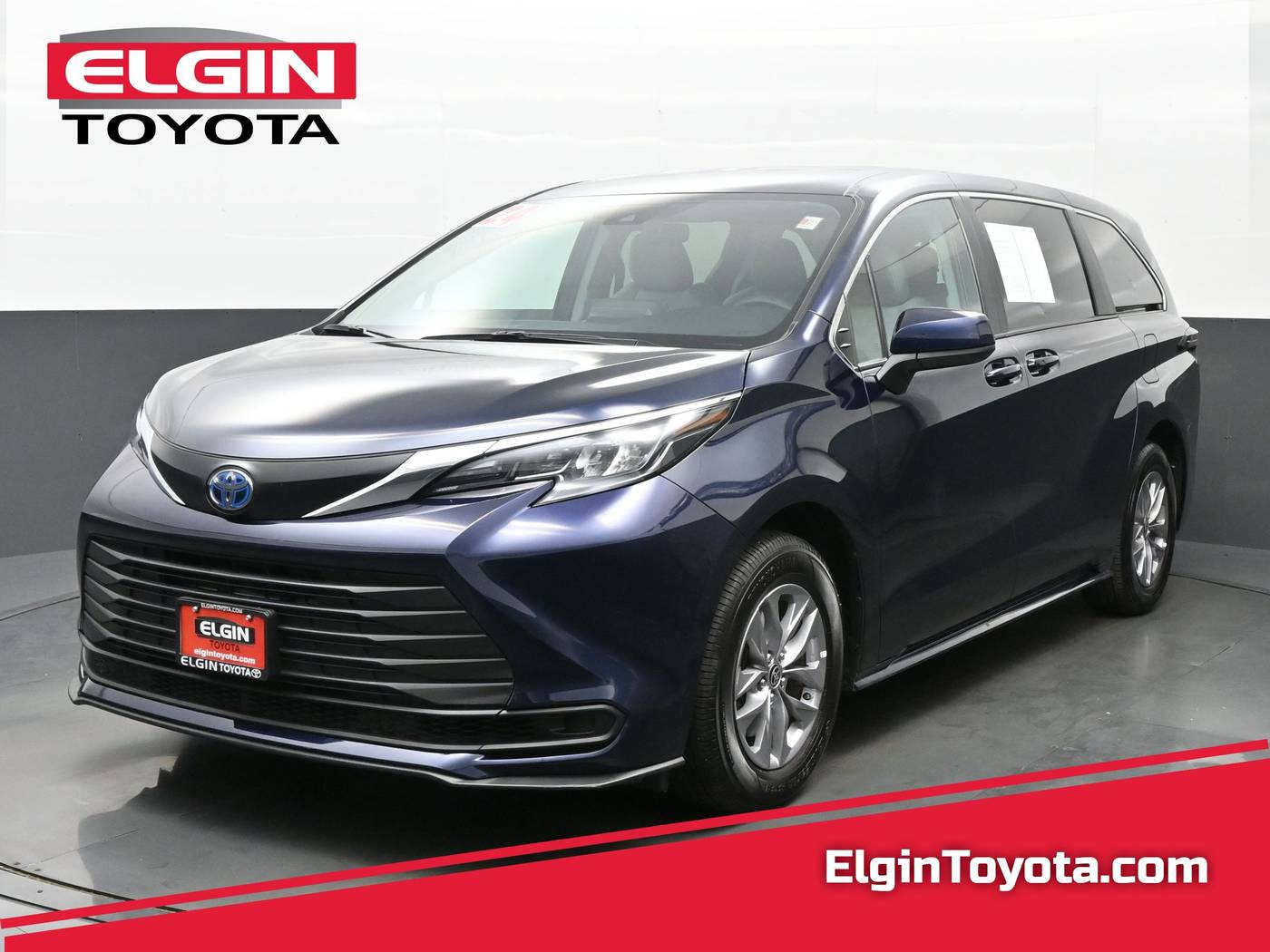 2024 Toyota Sienna LE — Minivan — 15,900 mi — Streamwood, IL