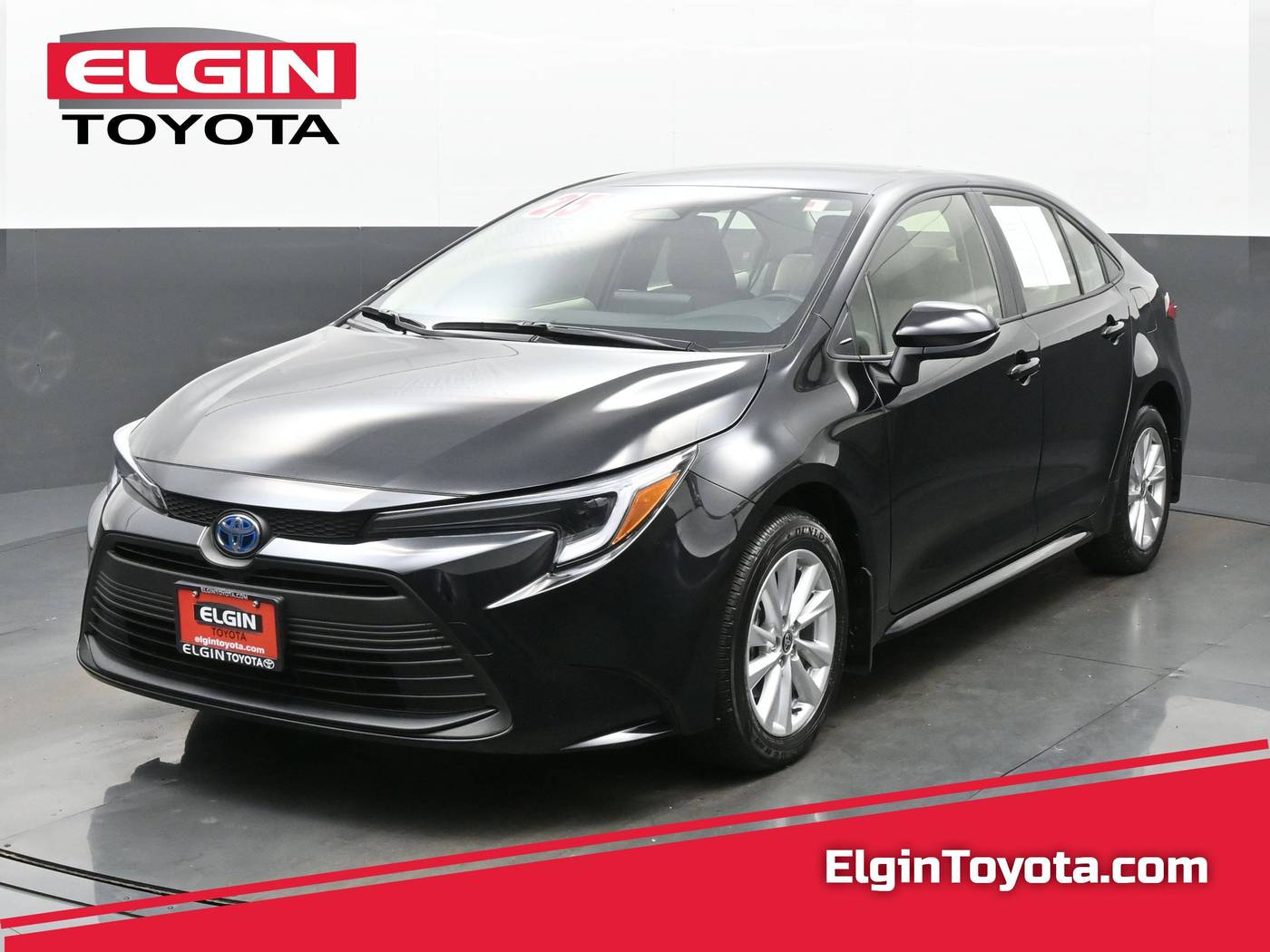 2025 Toyota Corolla Hybrid LE — Sedan — 13,000 mi — Streamwood, IL