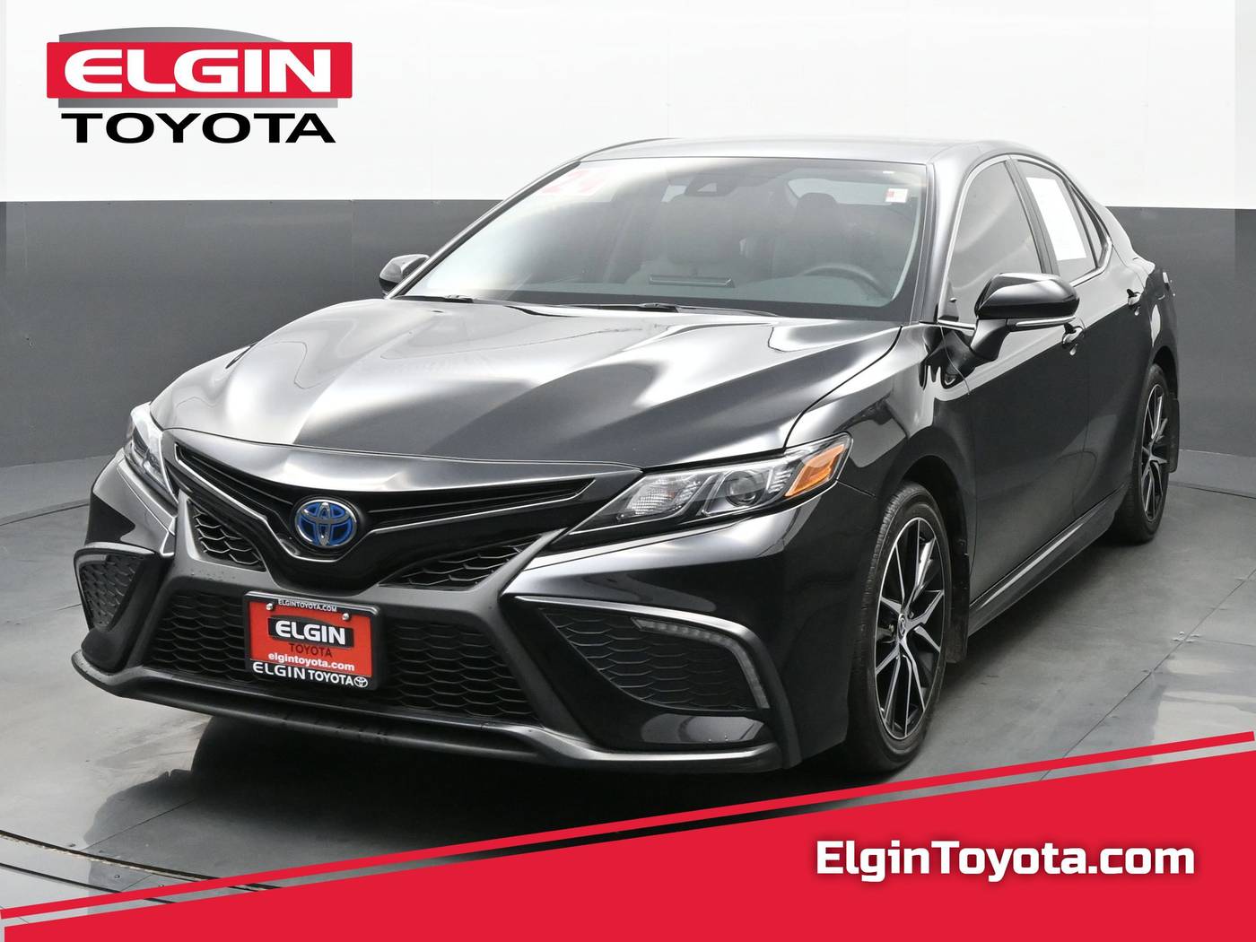 2024 Toyota Camry Hybrid SE — Sedan — 23,467 mi — Streamwood, IL