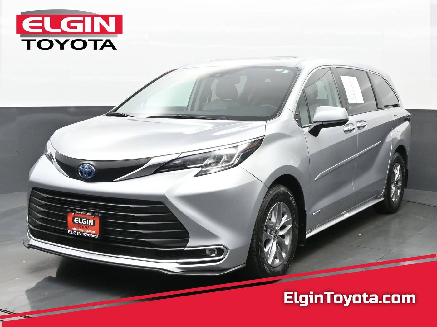 2021 Toyota Sienna XLE — Minivan — 59,179 mi — Streamwood, IL