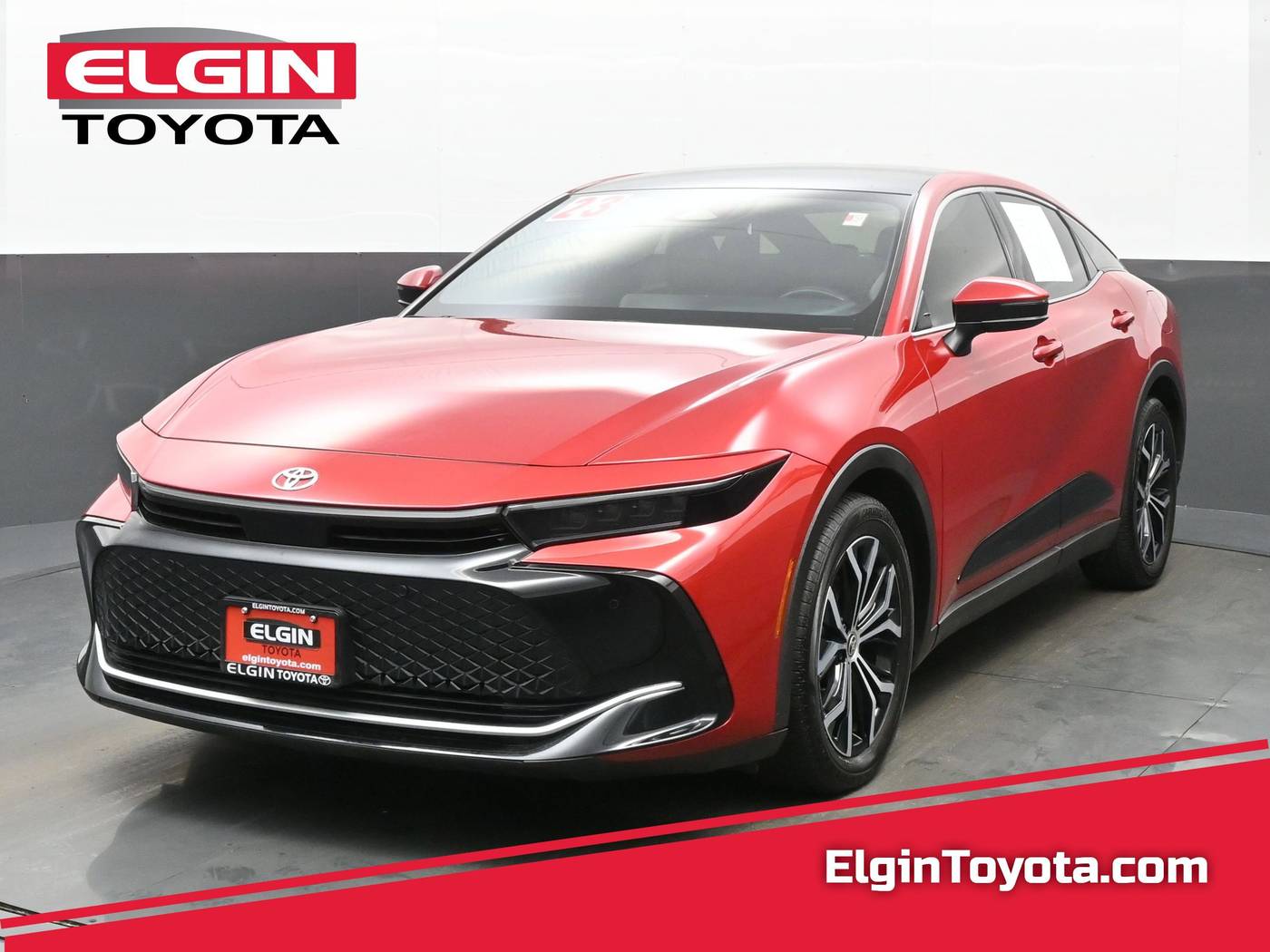 2023 Toyota Crown Limited — Sedan — 31,773 mi — Streamwood, IL
