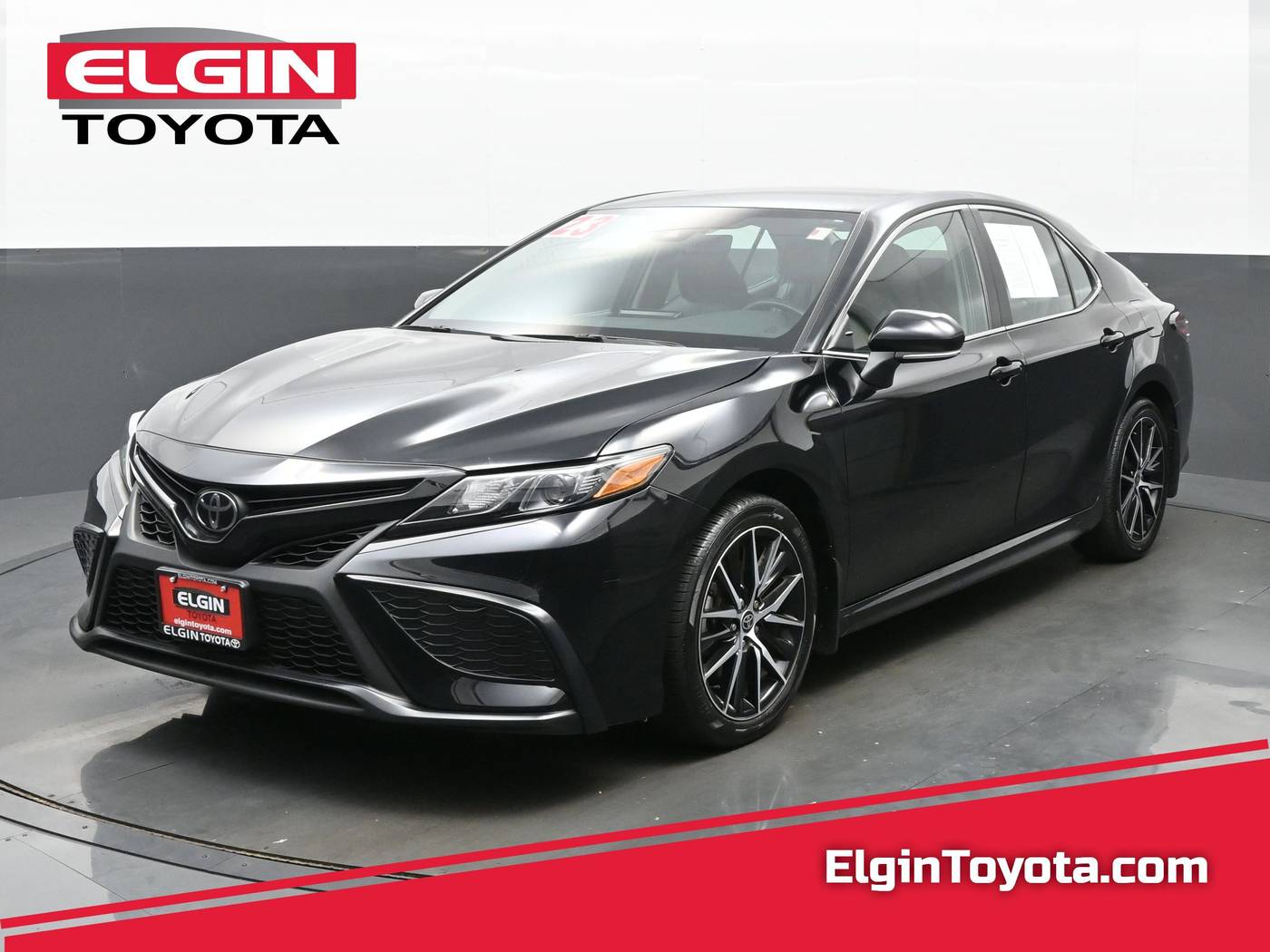 2023 Toyota Camry SE Nightshade — Sedan — 14,079 mi — Streamwood, IL