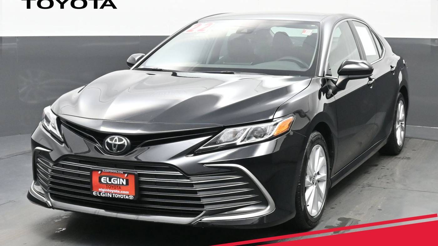 2022 Toyota Camry LE — Sedan — 47,136 mi — Streamwood, IL