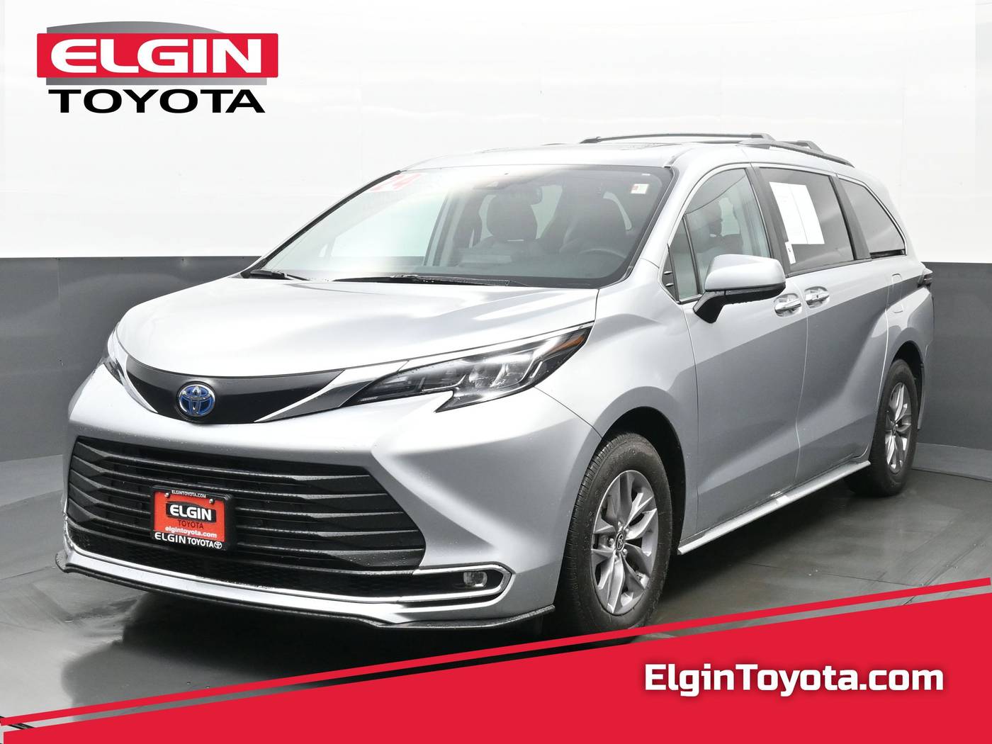 2024 Toyota Sienna XLE — Minivan — 17,695 mi — Streamwood, IL