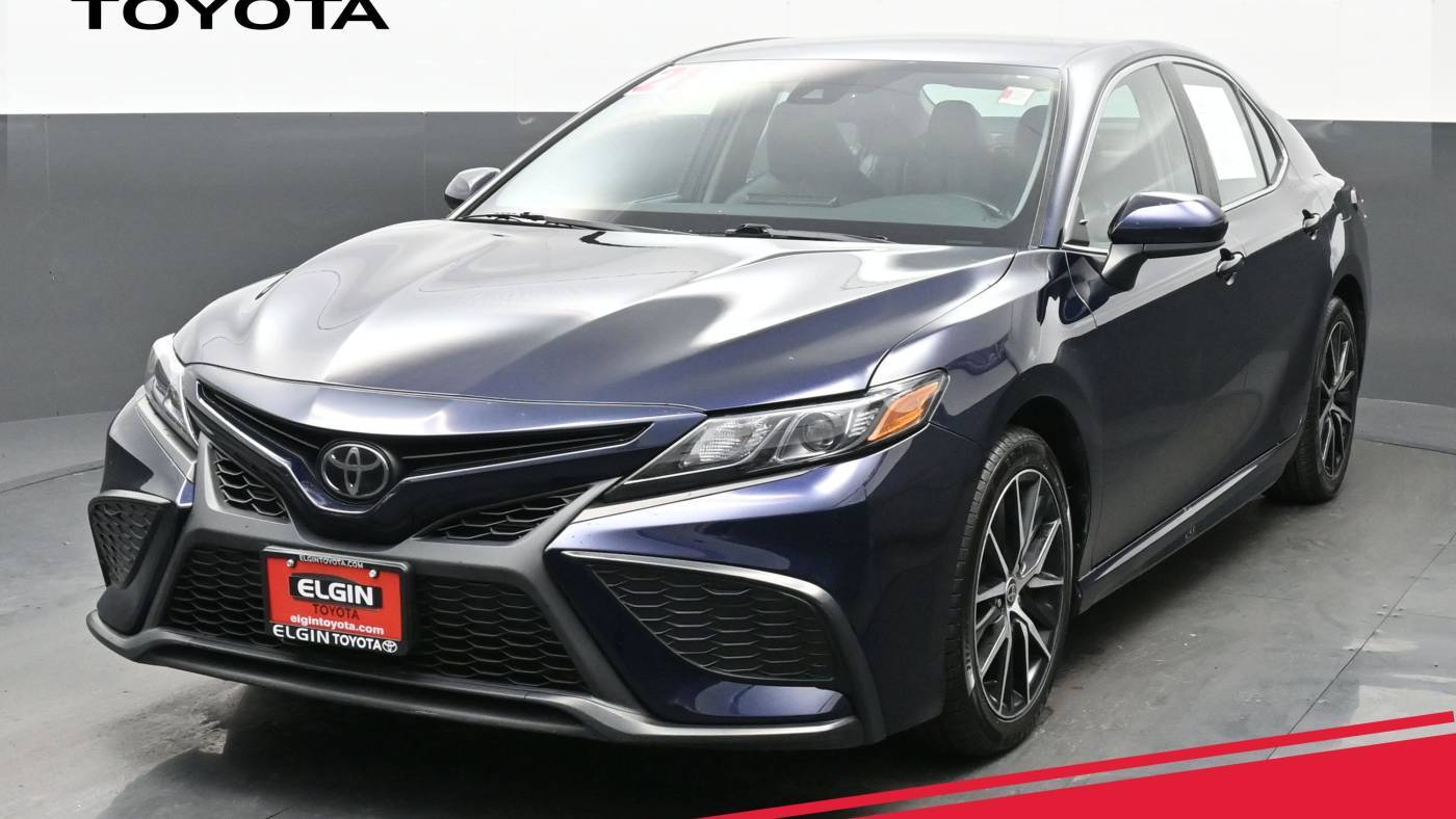 2021 Toyota Camry SE — Sedan — 55,493 mi — Streamwood, IL