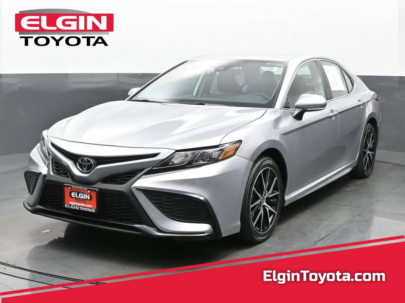 2024 Toyota Camry SE — Sedan — 33,512 mi — Streamwood, IL