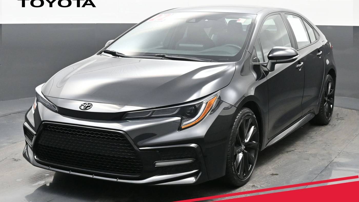 2022 Toyota Corolla SE Nightshade — Sedan — 70,748 mi — Streamwood, IL