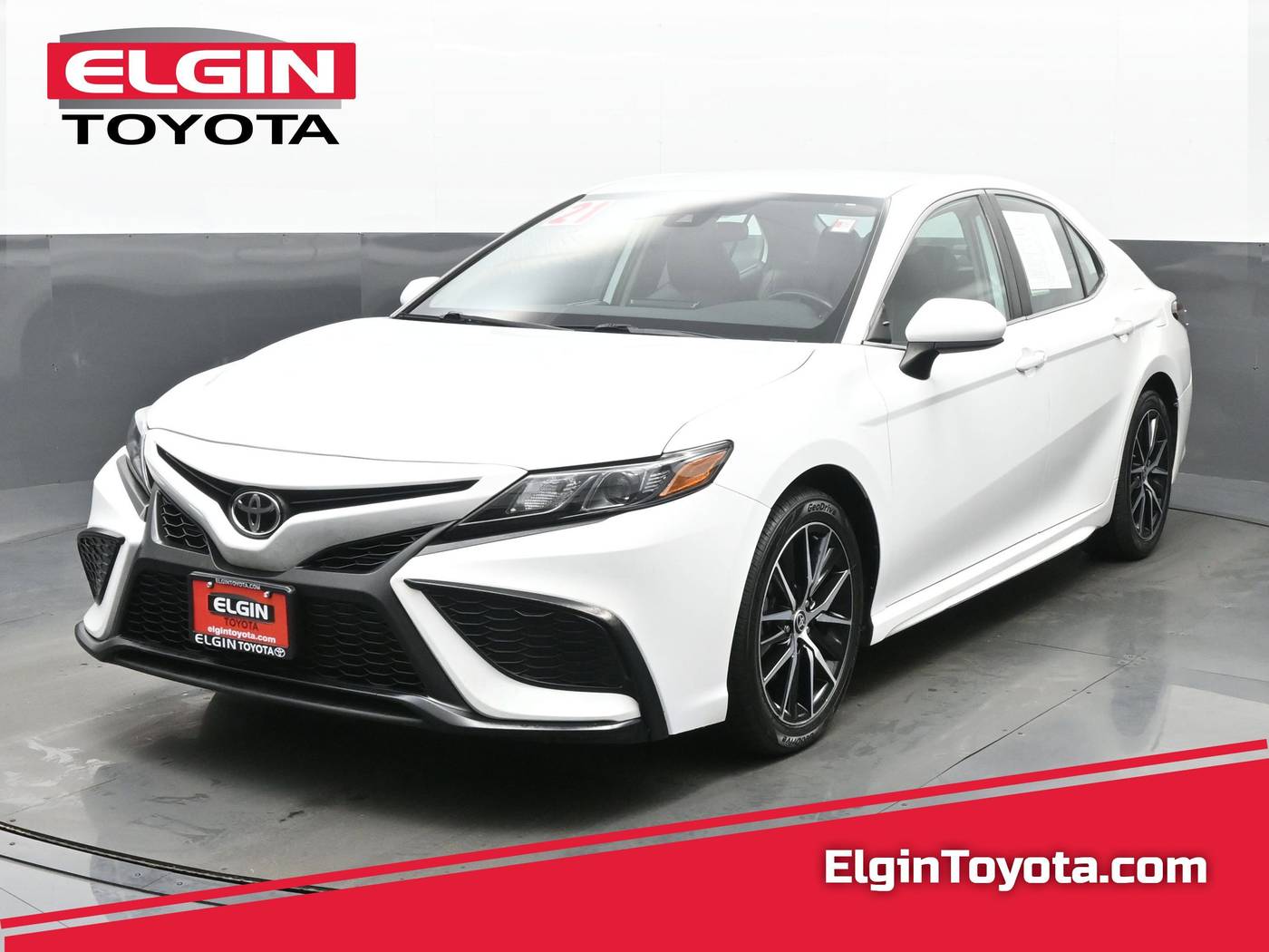 2021 Toyota Camry SE Nightshade — Sedan — 54,876 mi — Streamwood, IL