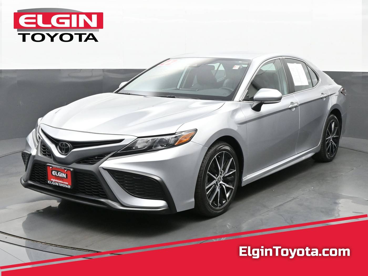 2022 Toyota Camry SE — Sedan — 53,767 mi — Streamwood, IL
