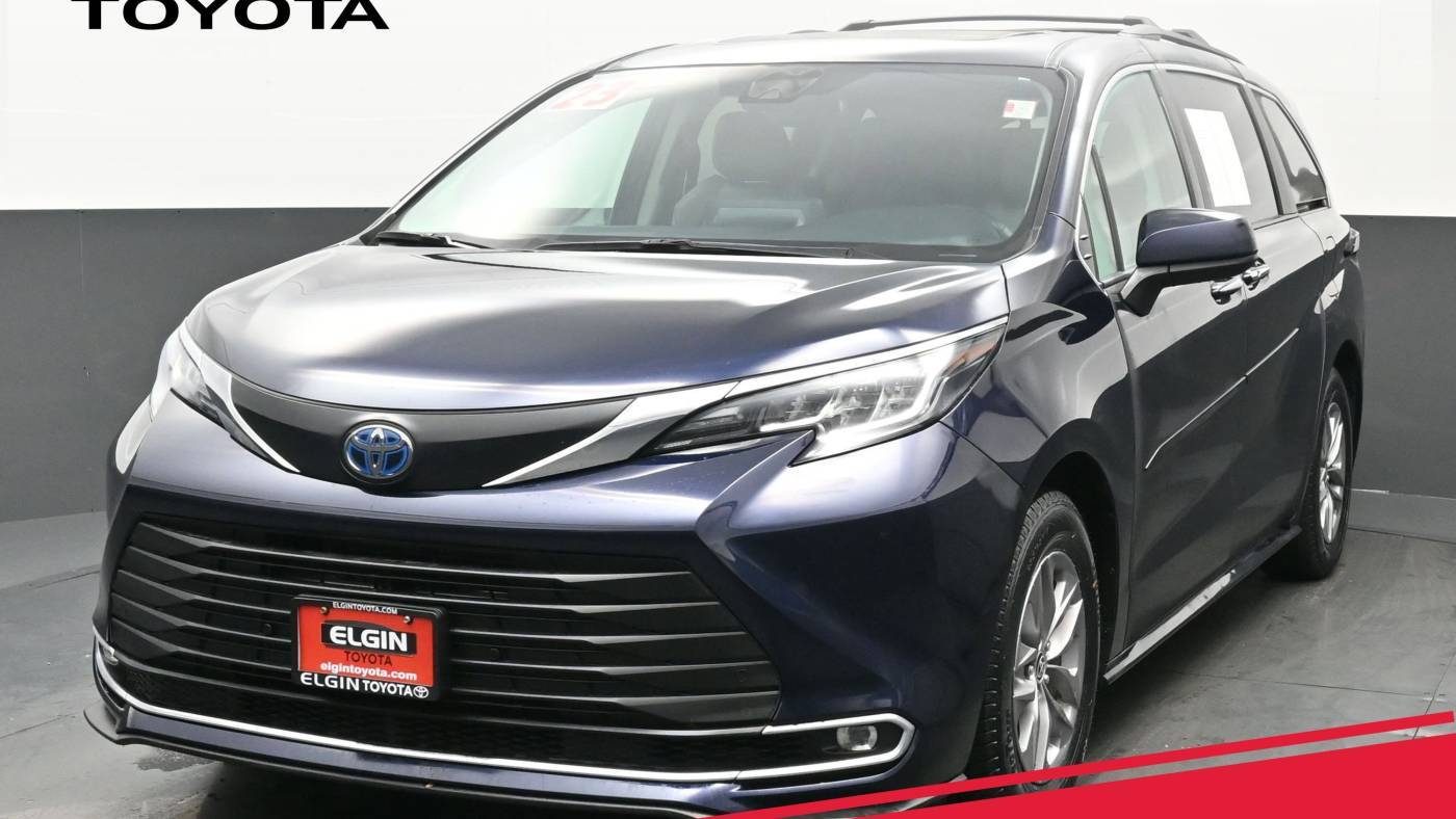 2023 Toyota Sienna XLE — Minivan — 37,579 mi — Streamwood, IL