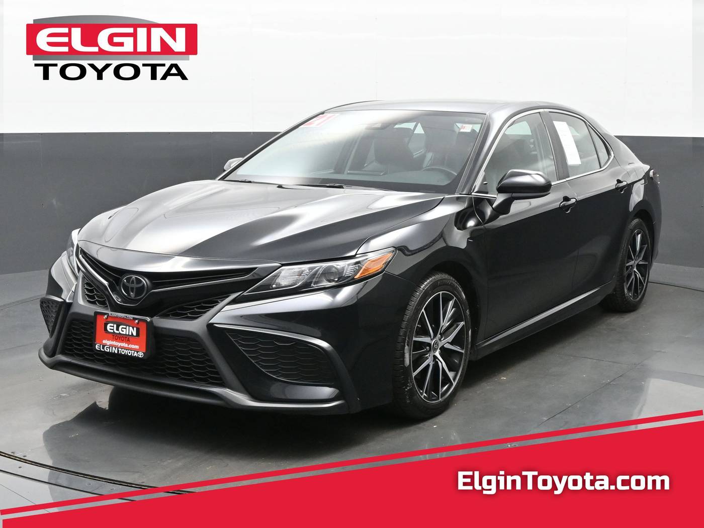 2021 Toyota Camry SE — Sedan — 56,262 mi — Streamwood, IL