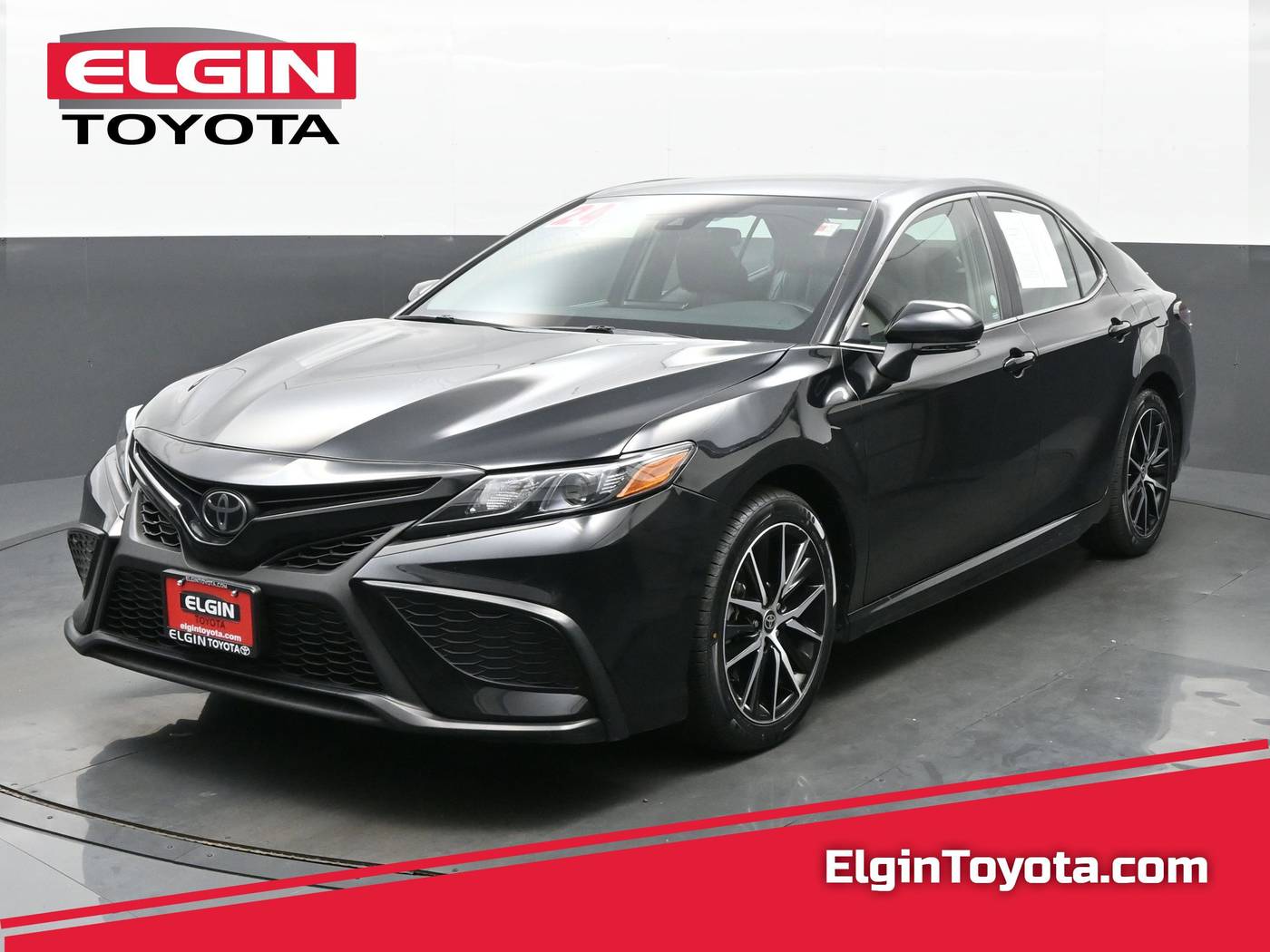 2024 Toyota Camry SE — Sedan — 38,671 mi — Streamwood, IL