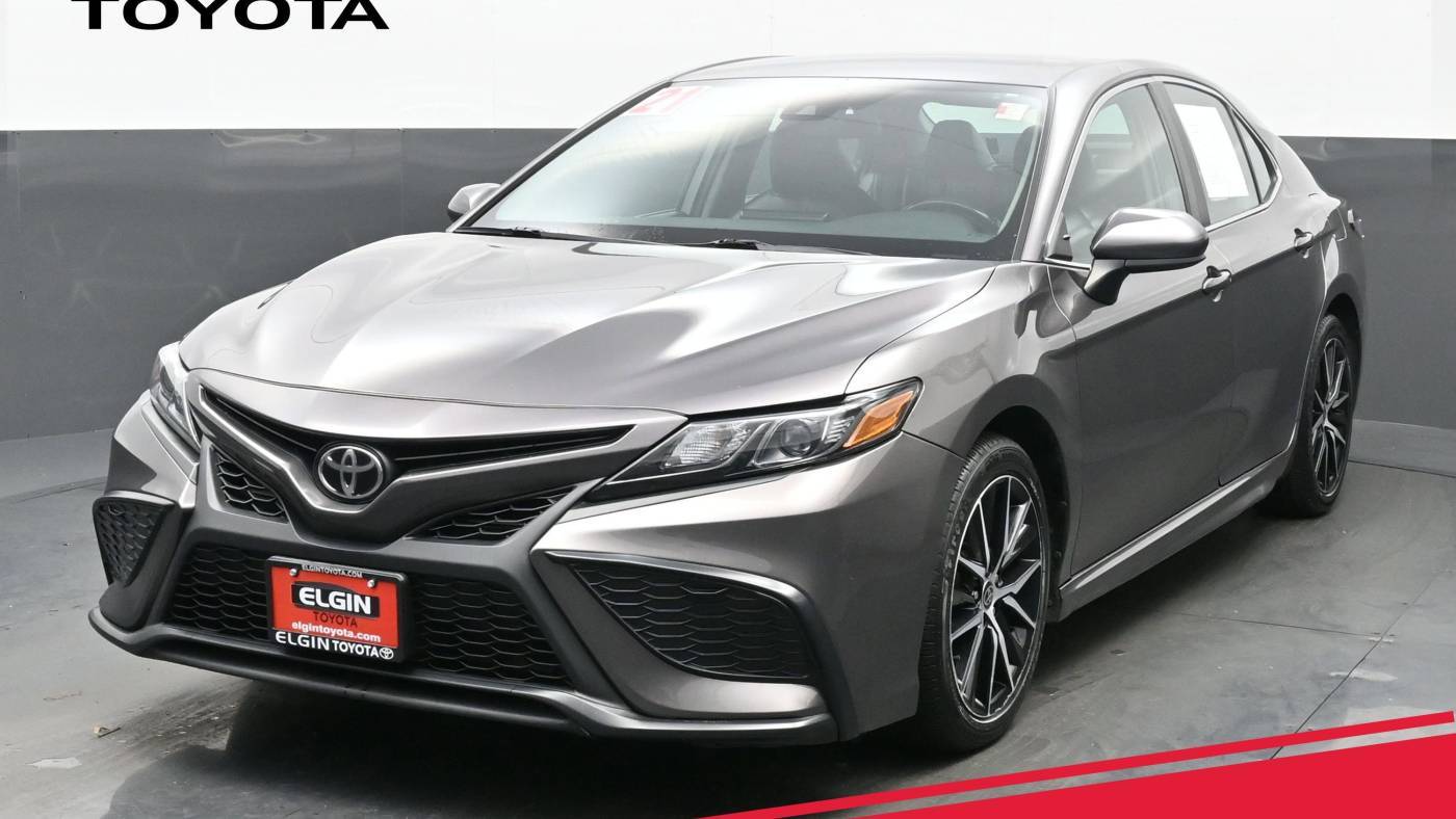 2021 Toyota Camry SE — Sedan — 66,467 mi — Streamwood, IL