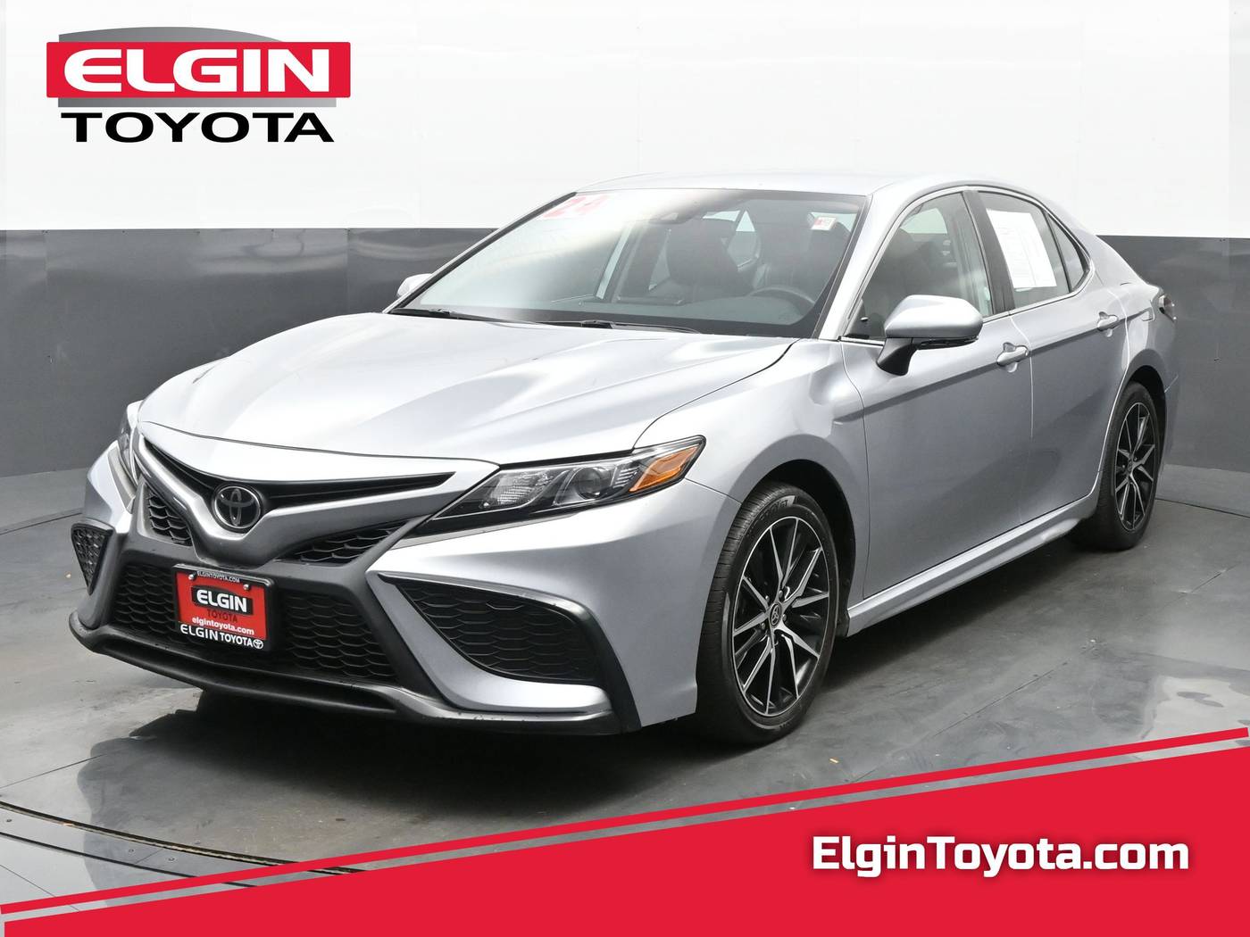 2024 Toyota Camry SE — Sedan — 40,505 mi — Streamwood, IL