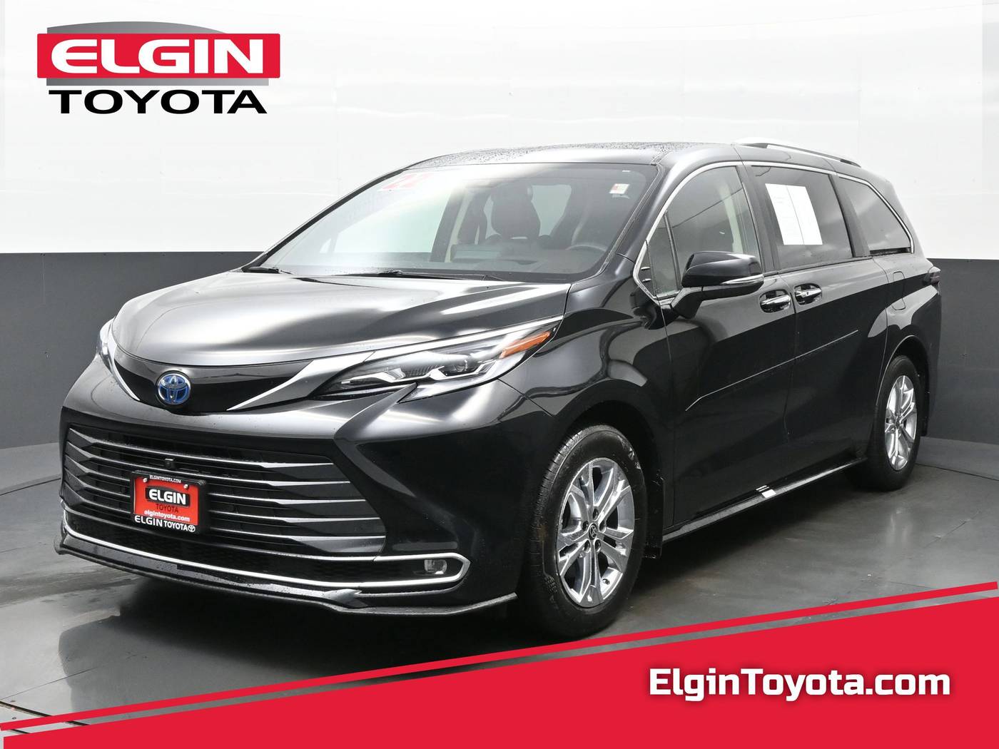 2022 Toyota Sienna Platinum — Minivan — 29,233 mi — Streamwood, IL
