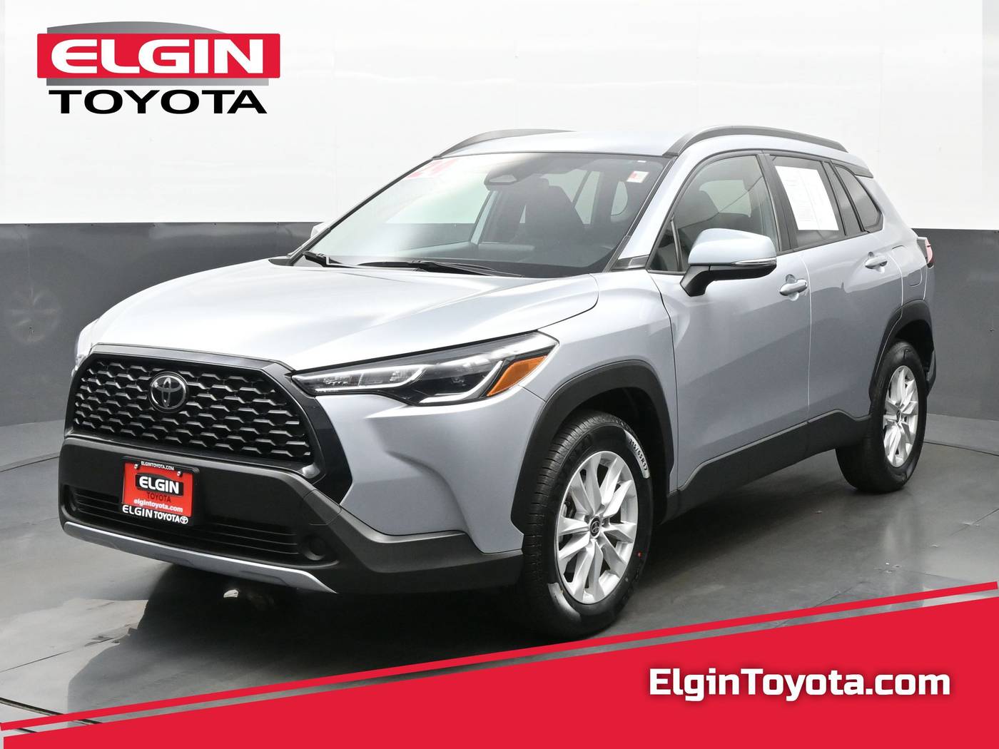 2024 Toyota Corolla Cross LE — SUV — 37,131 mi — Streamwood, IL