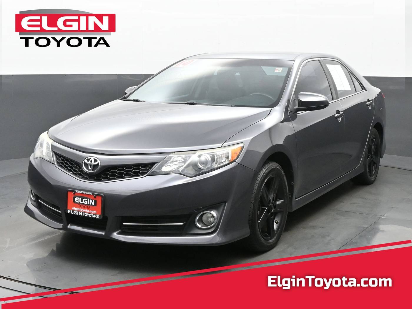 2014 Toyota Camry SE — Sedan — 113,831 mi — Streamwood, IL