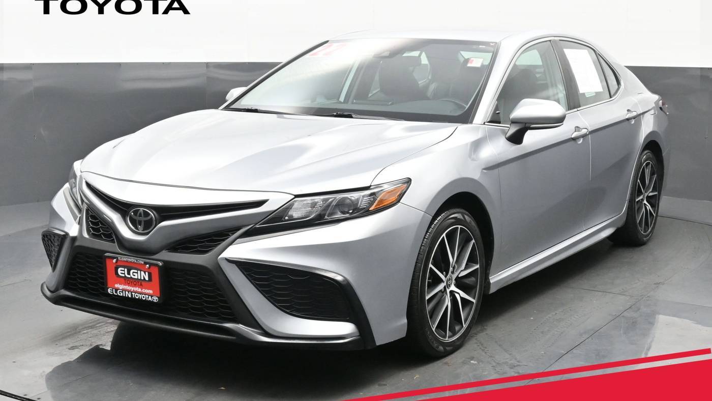 2022 Toyota Camry SE — Sedan — 67,101 mi — Streamwood, IL