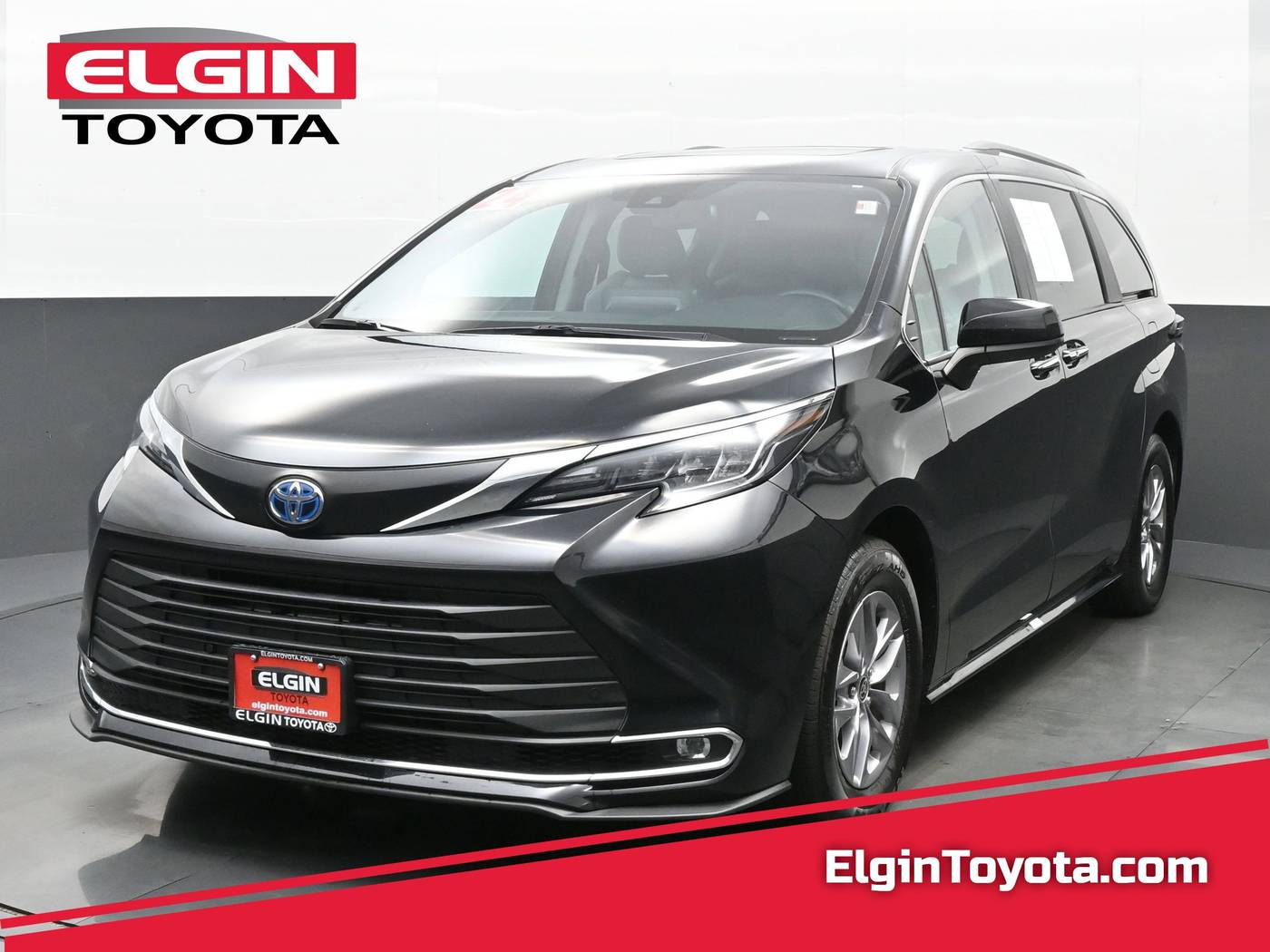 2024 Toyota Sienna XLE — Minivan — 45,139 mi — Streamwood, IL