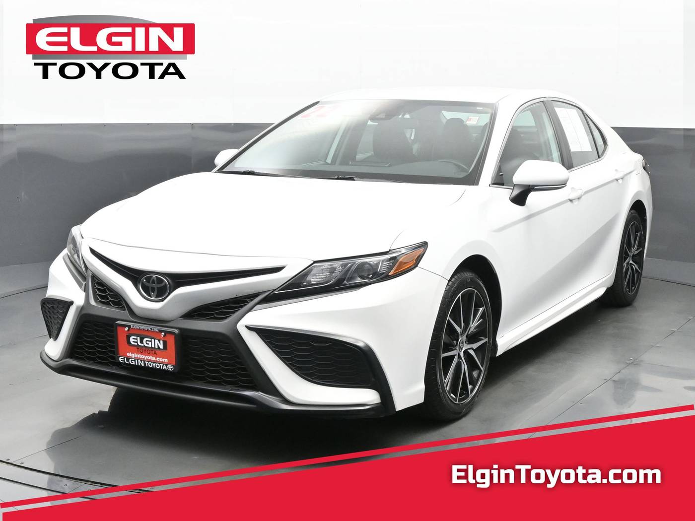 2022 Toyota Camry SE — Sedan — 61,089 mi — Streamwood, IL