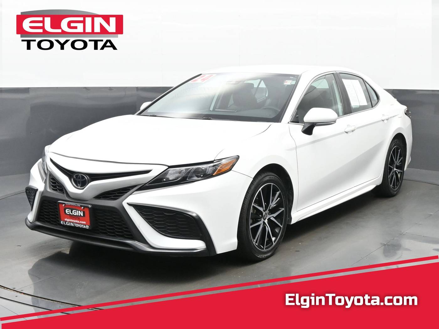 2024 Toyota Camry SE — Sedan — 40,668 mi — Streamwood, IL