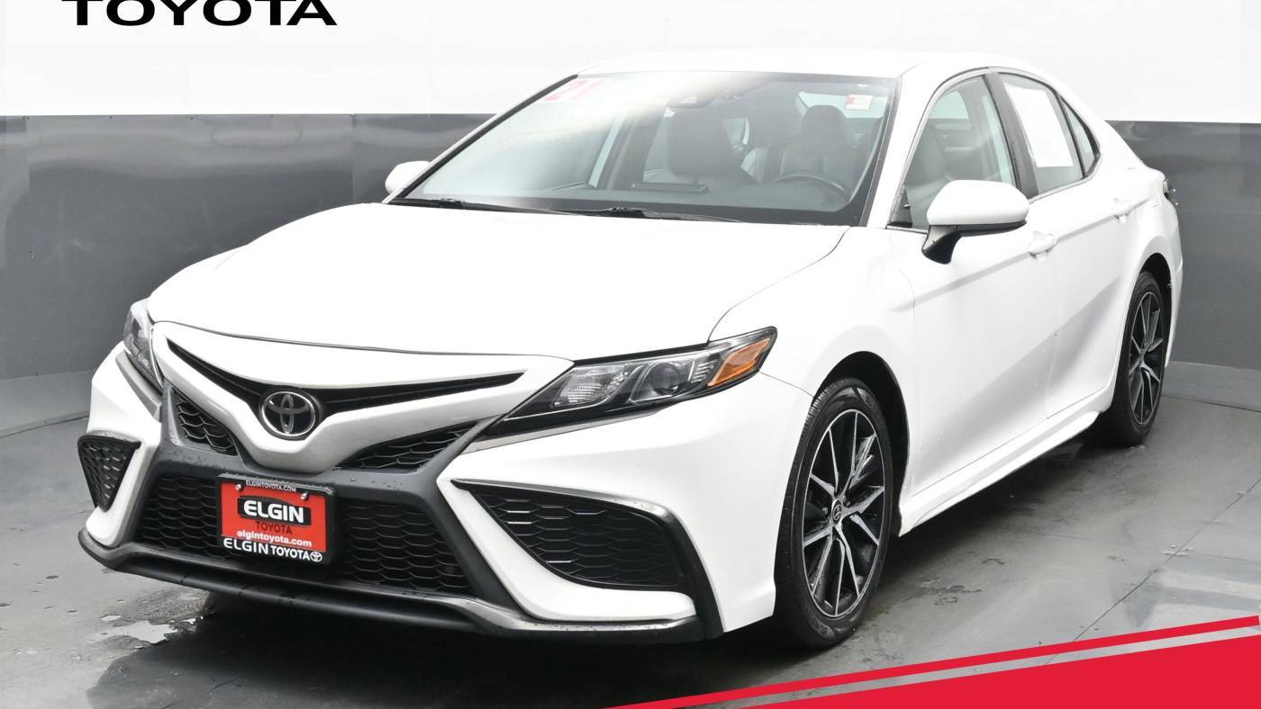 2021 Toyota Camry SE — Sedan — 59,789 mi — Streamwood, IL