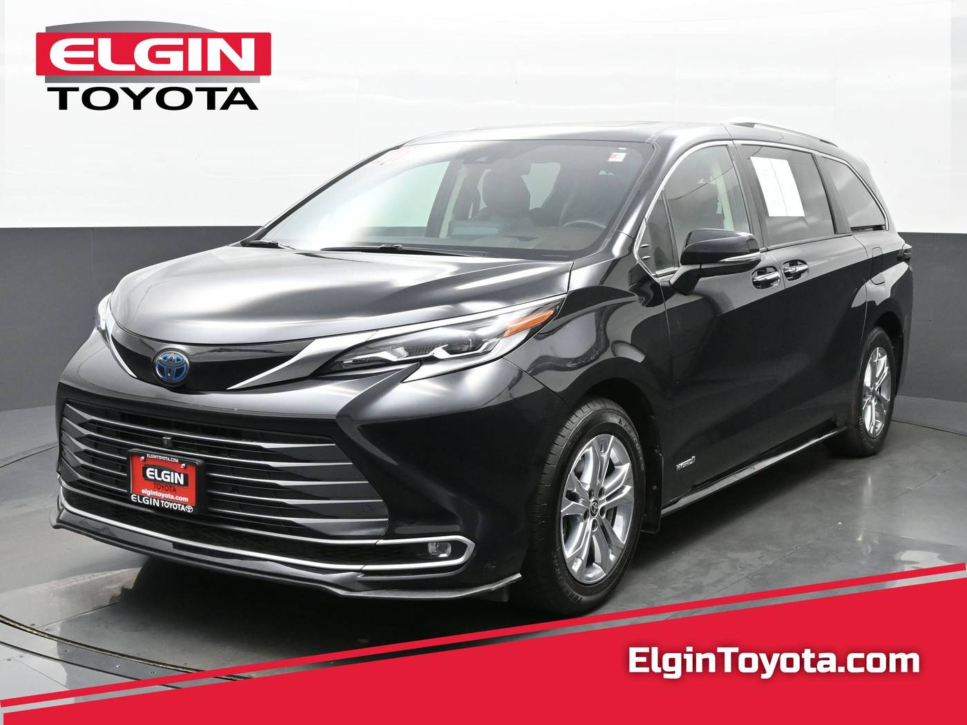 2021 Toyota Sienna Platinum — Minivan — 31,922 mi — Streamwood, IL